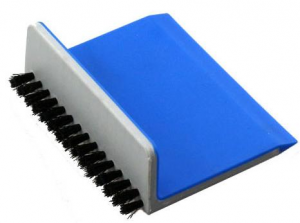 Multifunctional kitchen cooktop brush